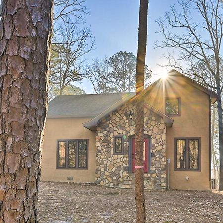 Stephens Gap Tudor-Style Broken Bow Cottage With Hot Tub And Decks! מראה חיצוני תמונה