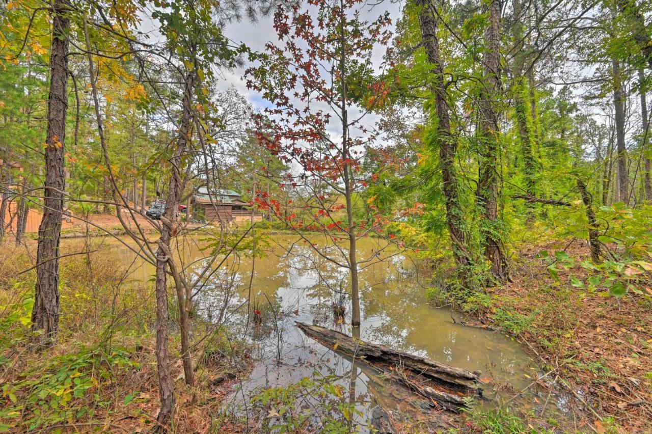 Stephens Gap Tudor-Style Broken Bow Cottage With Hot Tub And Decks! מראה חיצוני תמונה