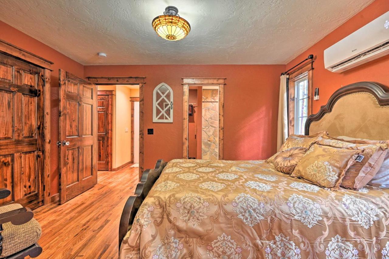 Stephens Gap Tudor-Style Broken Bow Cottage With Hot Tub And Decks! מראה חיצוני תמונה