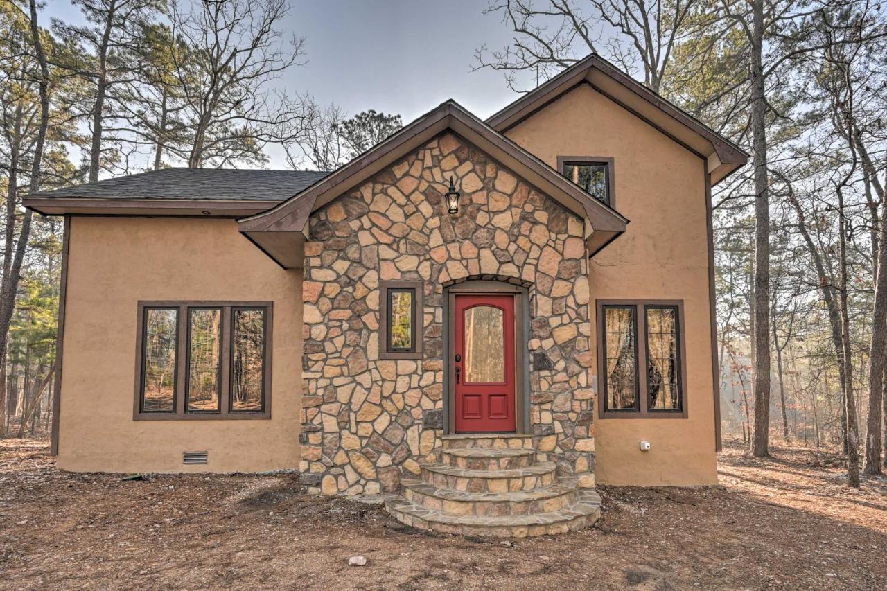 Stephens Gap Tudor-Style Broken Bow Cottage With Hot Tub And Decks! מראה חיצוני תמונה